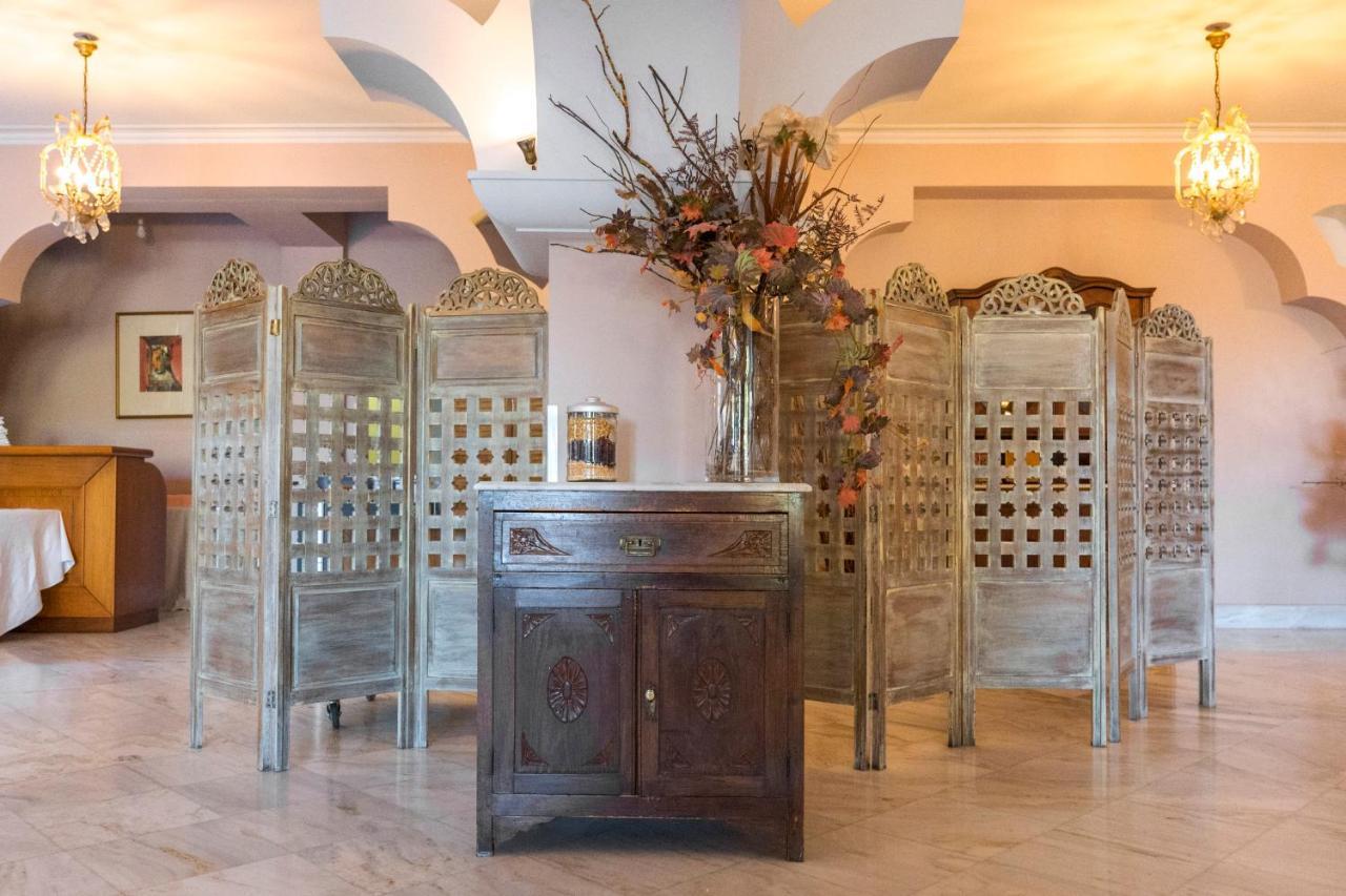 Hotel Byzantino Arta Esterno foto